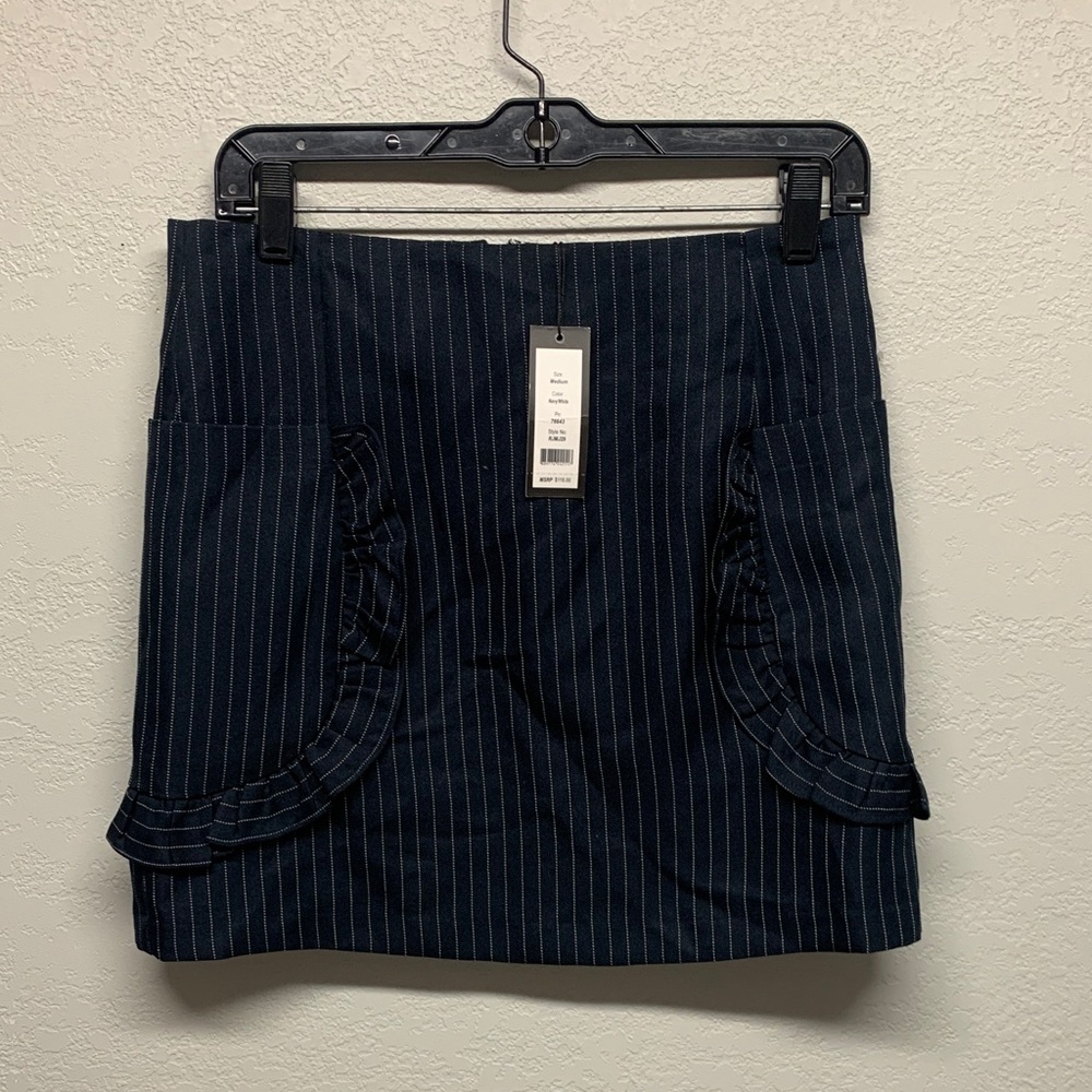 Romeo & Juliet Couture Navy Pinstripe Mini Skirt Size Medium NWT